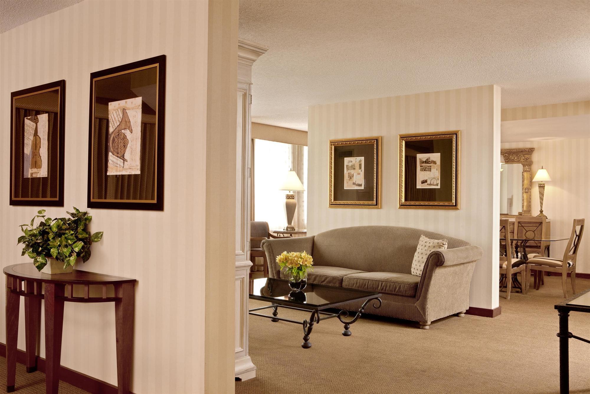 Sheraton Atlanta Airport Hotel حديقة كوليدج المظهر الخارجي الصورة